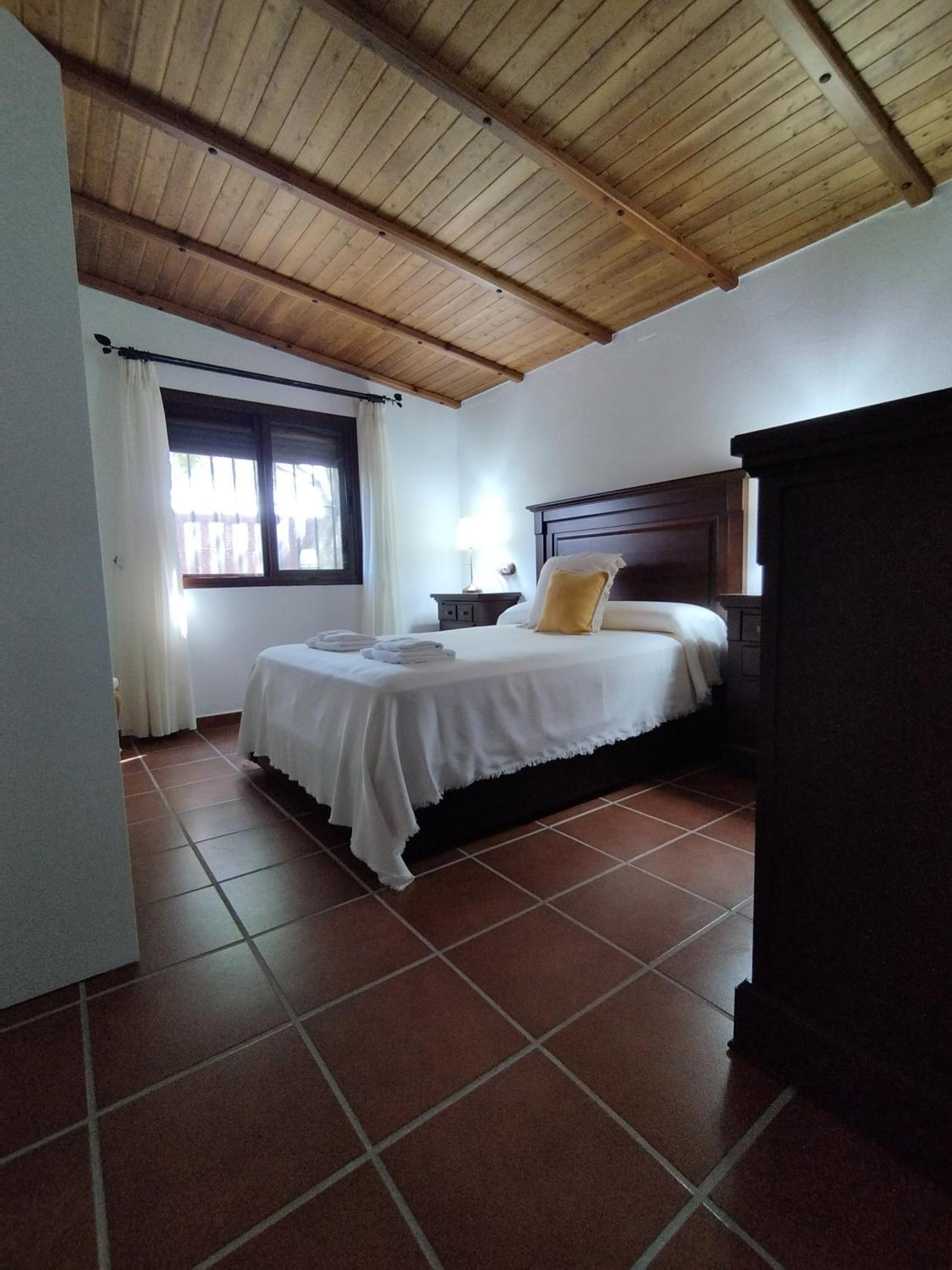 Vivienda Rural Los Madronos Malcocinado  المظهر الخارجي الصورة
