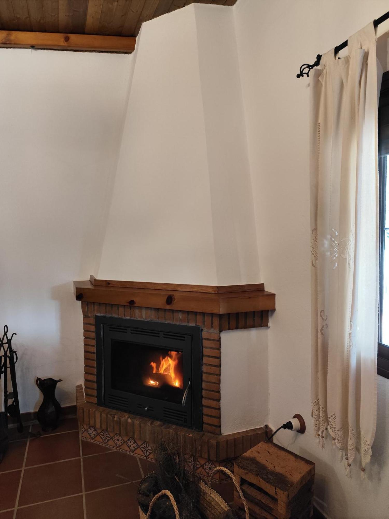 Vivienda Rural Los Madronos Malcocinado  المظهر الخارجي الصورة
